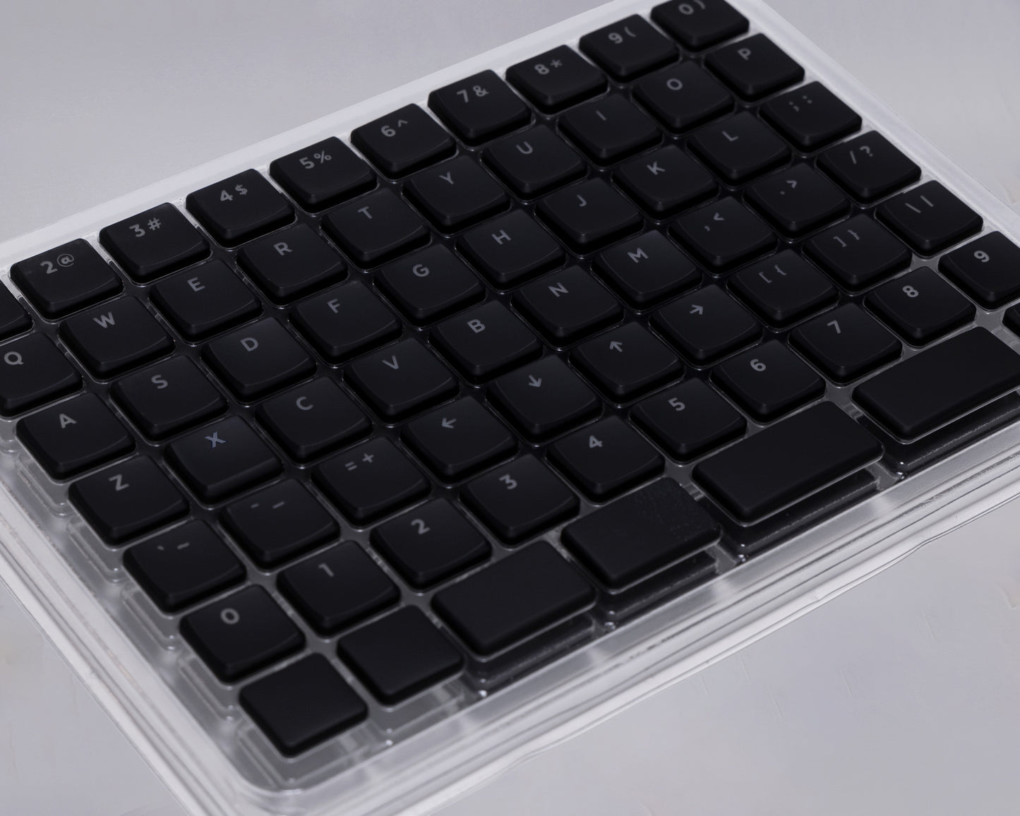 MBK Legend‡ Glow R2 Black